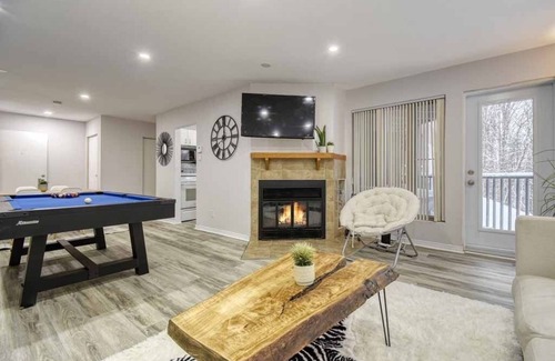Mont-Tremblant Cottage | Tremblant|Mountain|Lake|Pool Table| Views