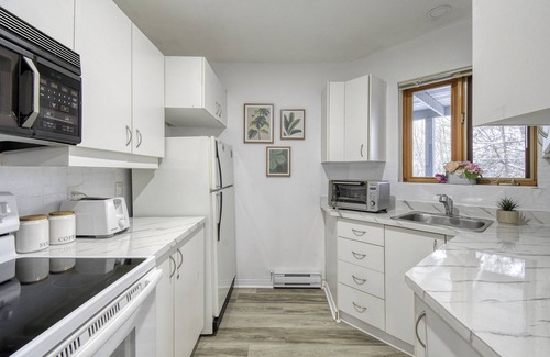 Mont-Tremblant Cottage | Tremblant|Mountain|Lake|Pool Table| Views
