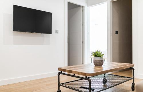 Camino de Ronda Apartment | Trendy and Bright Apartment