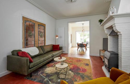 Sint-Kruis House | Trendy, authentieke woning met groot terras en tuin
