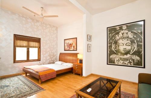 Hari Nagar Ashram Bed & Breakfast | Trendy Bed & Breakfast