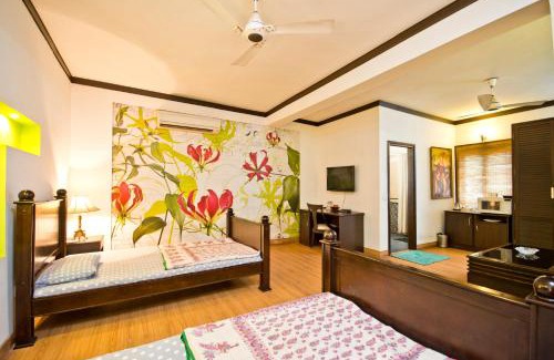 Hari Nagar Ashram Bed & Breakfast | Trendy Bed & Breakfast