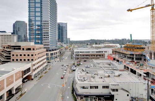 Northwest Bellevue Apartment | Trendy Bellevue 2BR w/ Gym, W/D & Roof, near Downtown Park, by Blueground