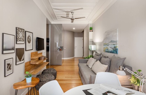 Sacramento Apartment | Trendy Chiado Flat in Lisbon