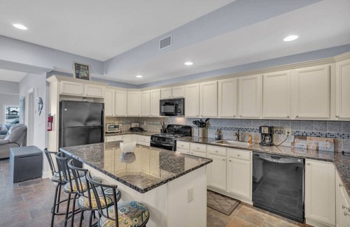 Seaside Heights House | Trendy & Chic 6 BR home steps to the Boardwalk/Beach extensively stocked for Fun