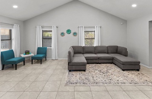 Peter Howell House | Trendy Downtown Tucson Casa
