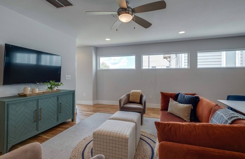 Talbot's Corner House | Trendy East Nash Home Perfect for any Occasion!
