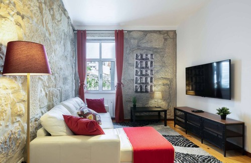 Bonfim Apartment | Trendy Flats | Instaworthy River View by Host Wise