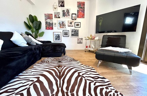 El Camp de l'Arpa del Clot Apartment | Trendy Large apartment Sagrada Familia Park Guell