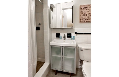 Wynwood Art District Condo | ✨Trendy/Stylish room in Wynwood 1455