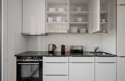 Sihlfeld Apartment | Trendy Wiedikon 4.5 Room w/Storage & W/D, 1 min to Market, by Blueground