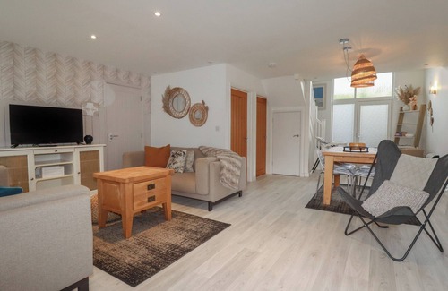 Porthtowan Cottage | TRENETHICK, family friendly, character holiday cottage in Porthtowan