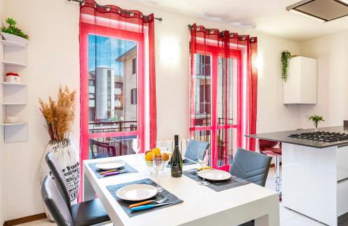 Lavena Ponte Tresa Apartment | Tresa Bay House - Lugano Lake