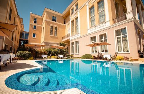 Timisoara Hotel | Tresor Le Palais Timisoara, Curio Collection by Hilton
