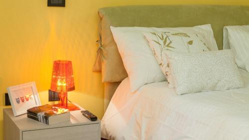 Rione II Trevi Apartment | Trevi Colour- Rental in Rome