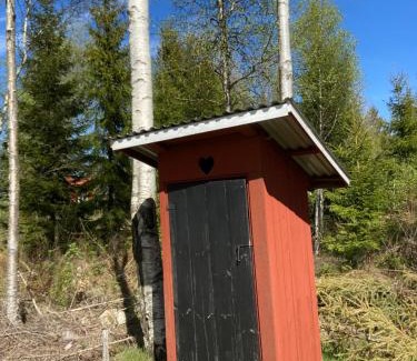 Ryd House | Trevlig Röd liten stuga