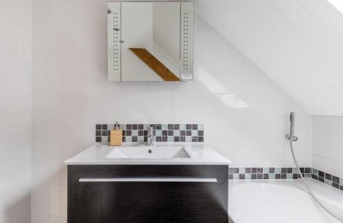 Tintagel House | Trewinnick Lodge