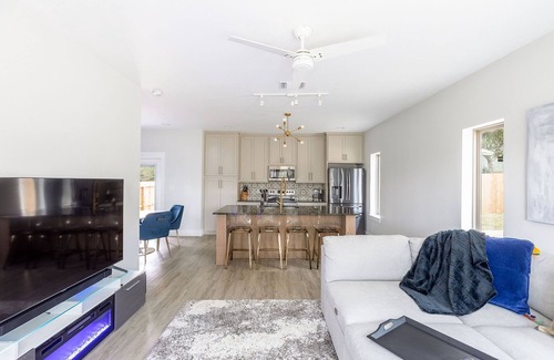 Canyon Lake House | Tri-Level Family Friendly House with Hot Tub-- Canyon Lake