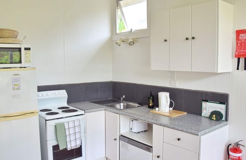 Arakoon Apartment | Trial Bay Beach Cabin 4