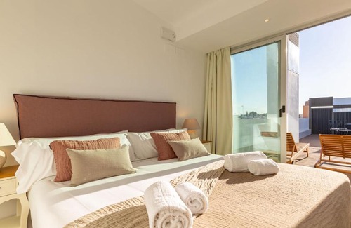 Triana Apartment | Triana Acacias by Valcambre
