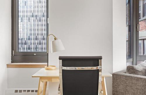 Tribeca Apartment | Tribeca Studio w Gym Pool NYC-245