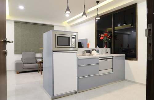 Thaltej Hotel | Tribecca Residency