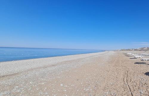 Cenger Villa | Triblex Villa I Private Beach I Walking Distance to the Sea 300 meters
