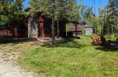 Kewadin House | Trick's Lodge