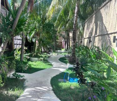 Gili Air Hotel | Tricky Trees Sunset Bungalows
