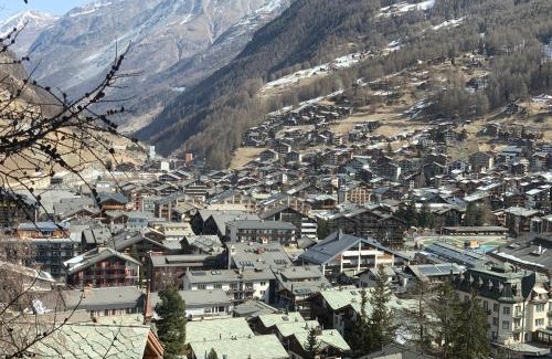 Zermatt City Centre Bed & Breakfast | Triftbach - View over Zermatt