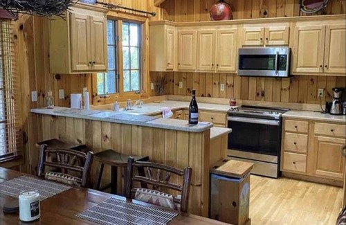 Cashiers House | Trillium Links and Lake Club Getaway- Cashiers