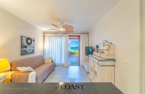 Portisco Apartment | Trilocale con giardino e vicino alla spiaggia