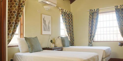 Falmouth Harbour Villa | Trilogy Villas