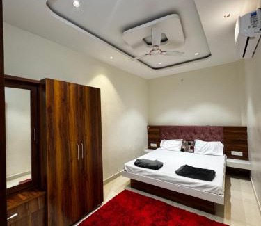 Ujjain Apartment | Trilok Home Stay