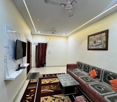 Ujjain Apartment | Trilok Home Stay