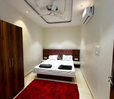 Ujjain Apartment | Trilok Home Stay