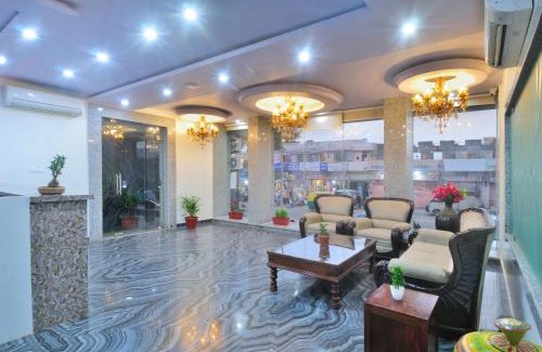 Amer Fort Road Hotel | Trimrooms Mount Blue