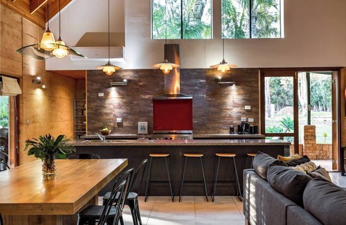 Margaret River House | Trinder Retreat Luxe Nature Escape Alfresco Bath