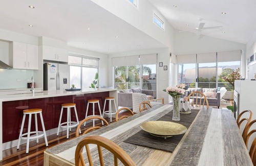 Rosebud House | TRINITY BEACH HOUSE Rosebud