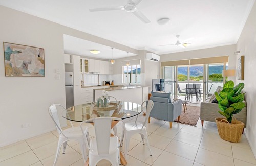 Trinity Beach Apartment | Trinity Beach Retreat with Pool and Scenic Views