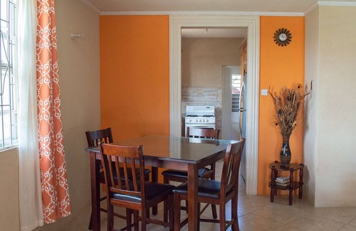 Inch Marlowe Apartment | Trinity Breeze Apartment