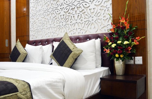 Udyog Vihar Hotel | Trinity Corporate Suites