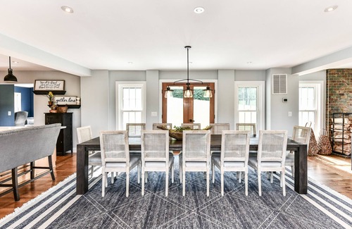 Paeonian Springs House | Trinity Farm Manor: Private Lake Retreat and Soccer Arena