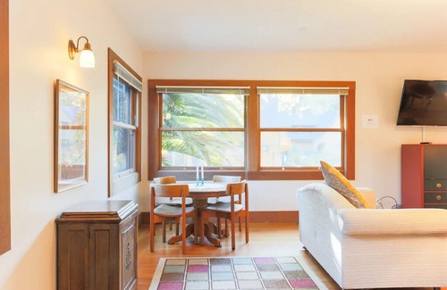 San Anselmo House | Trinity House & Retreat Center