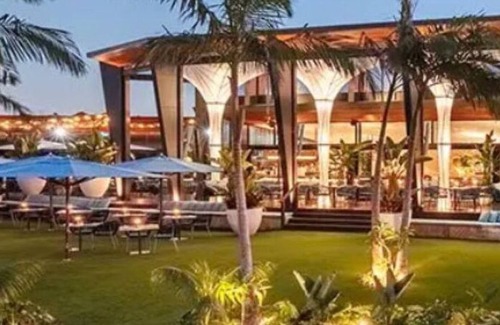 Morisset Park House | Trinity Point Luxe Townhouse - Waterfront Reserve