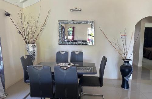 Great Pond House | Trinity villa