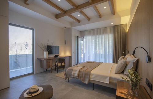 Ayvacik Hotel | Trio'da Kazdaglari