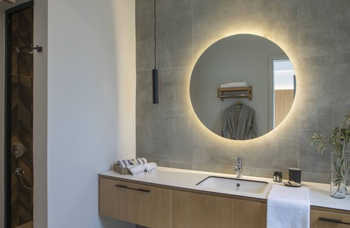 Ayvacik Hotel | Trio'da Kazdaglari