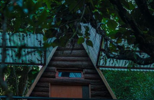 Lebong and Mineral Spring Tea Garden House | Trio Paradise