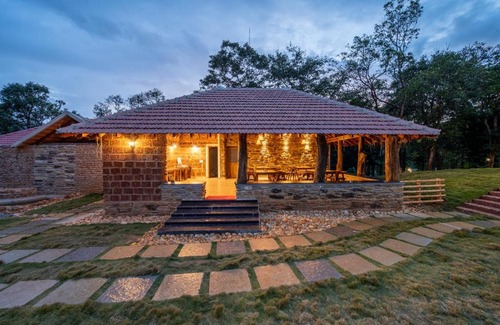 Mudigere House | Tripiti 1BR Cottage, Chikmagalur